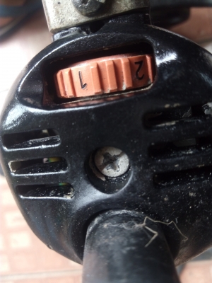 -ขายเครื่องขัดหิน MAKITA PW5001C 900W. 2000-4000r/min.