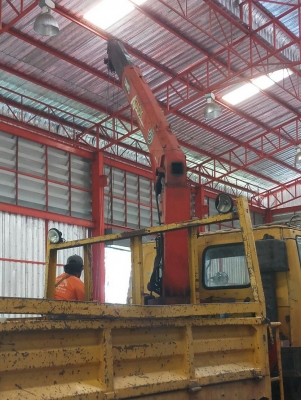 หกล้อ อิซูชุ ร็อค FTR195HP ติดเครน UNIC 3.4ตัน 3ปอก 2ชัก กะบะยาว 7ม.ช่วงล่างใหญ่ ยาง900 รถห้าง สภาพดีพร้อมใช้งาน ทะเบียนพร้อม3