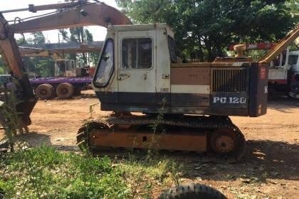 ขาย 295,000 บาท KOMATSU PC120-2 เครื่องดี ปั้มแรง โช่หนา เอวแน่น เอกสารชื้อขาย   รถอยู่ จ.นครพนม โทร&amp;ไอดีไลน์ 0610710295
