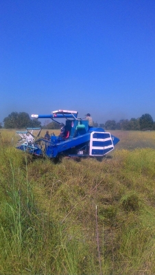 รถเกี่ยว,3 ระบบ,พร้อมใช้งาน,อุ้ม700ก.ก.