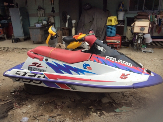 เจ็ตสกรีpolrrisเก่านอก 750cc.