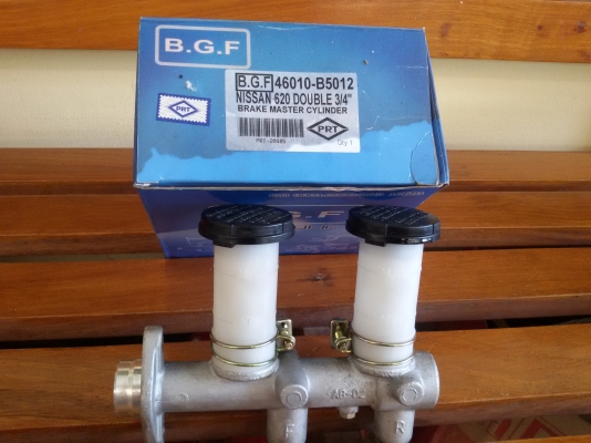 ขายปั๊มเบรคบนใส่ Jeep Mitsu