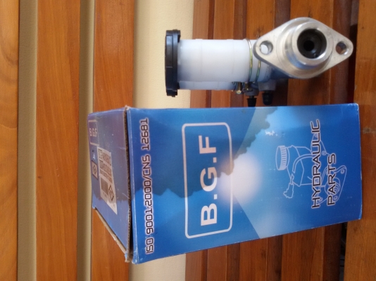 ขายปั๊มเบรคบนใส่ Jeep Mitsu