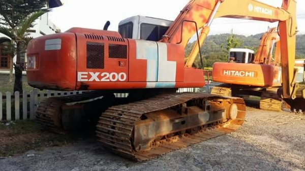 ขาย!! >>> Hitachi Ex200 รุ่น 2และ3 สองคัน พร้อมใช้งานคันละ 490,000 บาท <<< เบอร์ติดต่อ 098-7155789 086-4631102