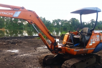 ขาย!! >>> Hitachi Ex30 ระบบดี เครื่องดี ปั้มแรง 285,000 บาท <<< เบอร์ติดต่อ 098-7155789 086-4631102