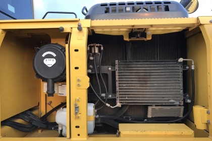 ขาย!! >>> Komatsu Pc200 รุ่น 8MO สวยสีสันเดิม พร้อมลุย 6,200ชม. PM ยังเหลือ <<< เบอร์ติดต่อ 098-7155789 086-4631102