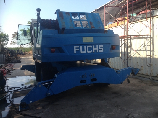 รถแม็คโคร รถแม็คโคร