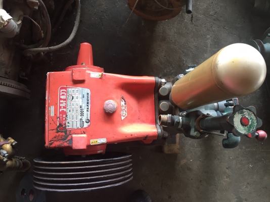 ขายปั๊มพ่นยาเก่าญี่ปุ่นตัวใหญ่ ขนาดลูกสูบ1.6นิ้ว สเตนเลสชุบเเข็ง ท่อดูดขนาด2นิ้ว สภาพสวยมาก