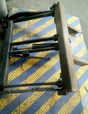 ขายลิฟท์ยกของติดฝาท้ายไฮโดรลิค 12 v.