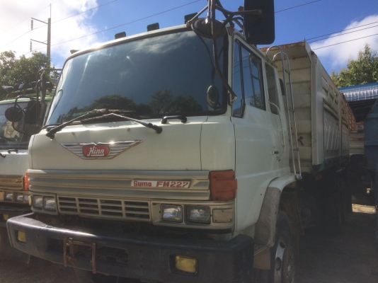 Hino sumo 227 เครื่องเดิม 220 แรง เกียร์เดิม สโล คัชซีสวยมาก กระบะดัมพ์สามมิตร ทะเบียนพร้อม