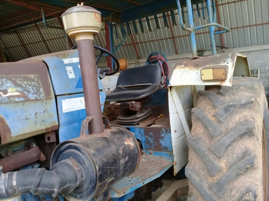 ขายรถไถFORD 6640 สภาพเดิม 2 เพลา ขายรถไถFORD 6640 สภาพเดิม 2 เพลา