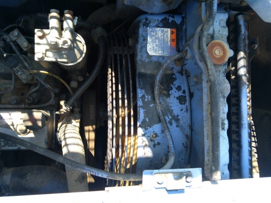 รถแบคโฮ KOMATSU PC128UU รถเก่านอกพึ่งนำเข้ามา ยังไม่เคยใช้งานในไทย เทียบเท่า 130 รุ่น 7 เครื่องดี ปั๊มดี โซ่หนา เอวแน่น มีผานดันดิน ทำงาน 9,000 กว่าชั่วโมง มีแอร์ติดมาพร้อมจากนอก ไฟฟ้าครบ มีระบบเต่า-กระต่าย ระบบสมบูรณ์ มีเอกสารใบอินวอยซ์ ชุดจดทะเบียน สภาพ