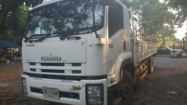 Isuzu240ซื้อขายแล้ว