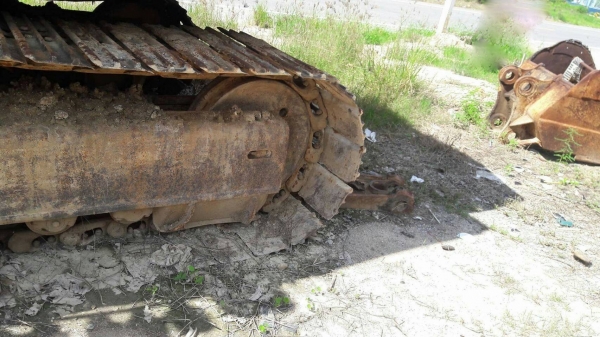 รถแบคโฮ KOMATSU PC 100 - 3. สนใจติดต่อ 081 - 6079515 รถแบคโฮ KOMATSU PC 100 - 3. สนใจติดต่อ 081 - 6079515