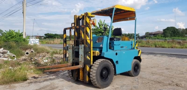 ขายด่วนรถยกดีเซลKOMATSU FD-35 ยก4ตันยกสูง3เมตรยกจริงให้ดูเกียรออโต้แรงดีมากรถนอกเพิ่งนำเข้ามายังไม่เคยใช้งานในเมืองไทยเลย