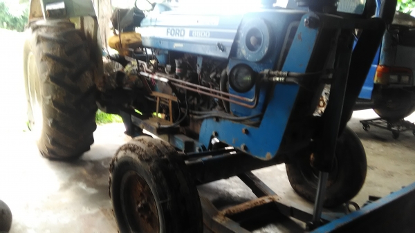 280000บาทมีทะเบียนฟอร์ด6600 เสื้อลายทะเบียนเอกสารพร้อมโอน ใบดันหน้าและผานหลัง