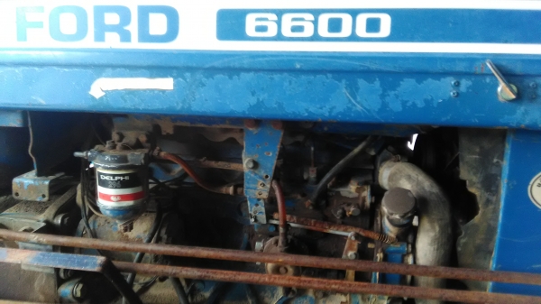 280000บาทมีทะเบียนฟอร์ด6600 เสื้อลายทะเบียนเอกสารพร้อมโอน ใบดันหน้าและผานหลัง