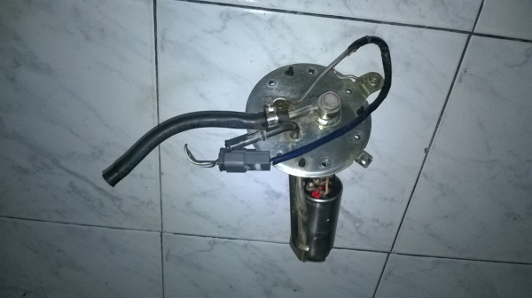 ขายปั้มติ๊กในถัง bmw e30 ติ๊กมีปัณหาคืนเงินเต็มจำนวน โทร0924462525โส