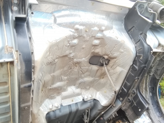 6 ล้อกลาง (ติดเครน) *EURO.3* HINO (ซีรีย์500) FC9J 175 แรงม้า*คอมมอนเรว* ยาว 5.50 ม.* รถสวยเดิมทั้งคัน * รถห้างแท้ * มีเล่มพร้อมโอน *