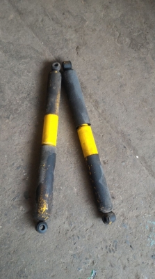 ขายโช้คอัพหลัง เป็นโช้คแก๊ส ใส่กับรถกระบะ