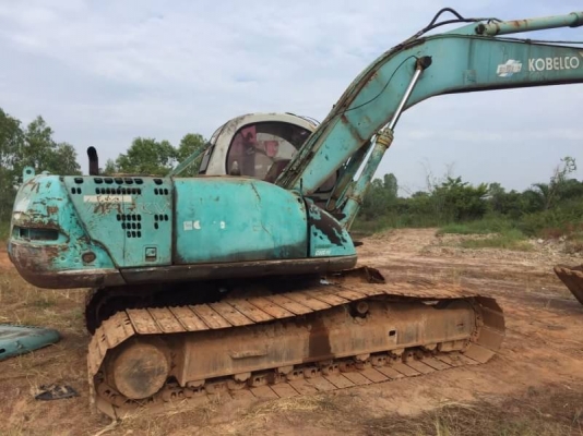 ขาย 565,000 บาท KOBELCO SK200 MARK 5 ธรรมดา เครื่องดี ปั้มแรง โช่หนา เอวแน่น ไฟฟ้าครบ เอกสารเล่มทะเบียน  รถอยู่  จ.นครพนม โทร&amp;ไอดีไลน์ 0610710295