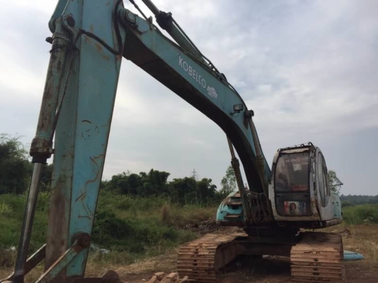 ขาย 565,000 บาท KOBELCO SK200 MARK 5 ธรรมดา เครื่องดี ปั้มแรง โช่หนา เอวแน่น ไฟฟ้าครบ เอกสารเล่มทะเบียน  รถอยู่  จ.นครพนม โทร&amp;ไอดีไลน์ 0610710295