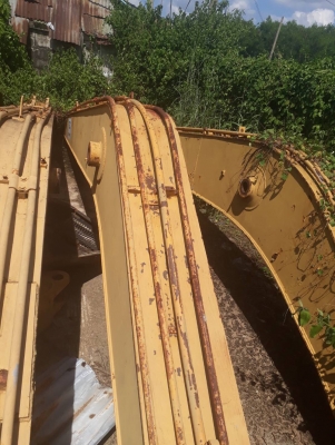 ขายบูมยาว..มี6ชุดยาว16เมตร ของCAT320และSK200 สวยๆ