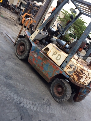 ขาย โฟรคลิฟท์ นิสัน 2ตัน เบนซิลติดแก๊ส เสา 6 เมตร