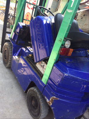 ขาย โตโยต้า รุ่น 5 เบนซิน 1.8 ตัน เสา 3 เมตร