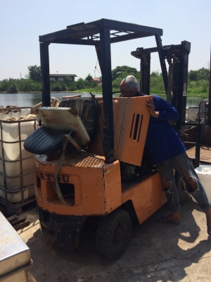 ขาย โคมะสุ 1.5 ตัน เบนซินติดแก๊ส เสา 3 เมตร