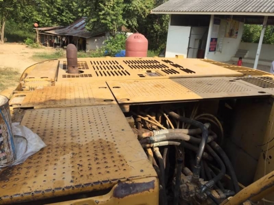 ขาย 875,000 บาท CATTERPILAR 320C เครื่องดี ปั้มแรง โช่หนา เอวแน่น ไฟฟ้าครบ แอร์เย็น เอกสารอินวอยท์  รถอยู่ จ.นครปฐม โทร&amp;ไอดีไลน์ 0610710295