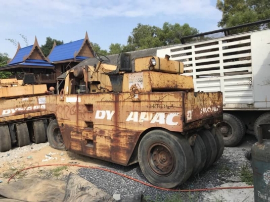 ขายเหมา 3 คัน 755,000 บาท รถบดล้อยาง 7 ล้อ DYNAPAC CP221 สภาพพอใช้ เครื่องดี เกียร์ดี เอกสารเล่มทะเบียน  รถอยู่ จ.ปทุมธานี โทร&amp;ไอดีไลน์ 0610710295