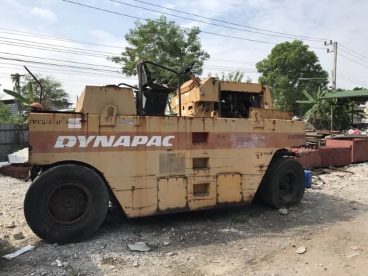 ขายเหมา 3 คัน 755,000 บาท รถบดล้อยาง 7 ล้อ DYNAPAC CP221 สภาพพอใช้ เครื่องดี เกียร์ดี เอกสารเล่มทะเบียน  รถอยู่ จ.ปทุมธานี โทร&amp;ไอดีไลน์ 0610710295