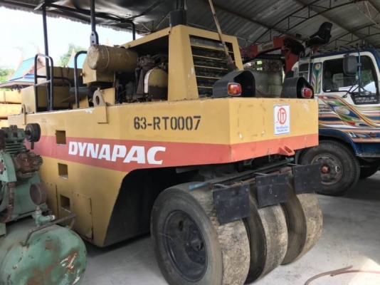 ขายเหมา 3 คัน 755,000 บาท รถบดล้อยาง 7 ล้อ DYNAPAC CP221 สภาพพอใช้ เครื่องดี เกียร์ดี เอกสารเล่มทะเบียน  รถอยู่ จ.ปทุมธานี โทร&amp;ไอดีไลน์ 0610710295