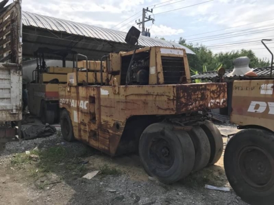 ขายเหมา 3 คัน 755,000 บาท รถบดล้อยาง 7 ล้อ DYNAPAC CP221 สภาพพอใช้ เครื่องดี เกียร์ดี เอกสารเล่มทะเบียน  รถอยู่ จ.ปทุมธานี โทร&amp;ไอดีไลน์ 0610710295