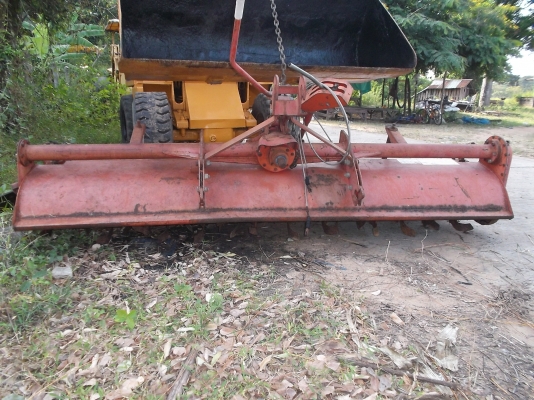 ขายโรตาลี่หรือจอบหมุนเก่าญี่ปุ่น ขนาดยาว 2.42 เมตรใช้กับรถไถรุ่นใหญ่สภาพเก่านอกยังไม่เคยใช้งานในไทย