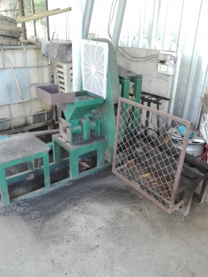 ขายเครื่องอัดถ่าน อัด แท่ง,โม่ผสมถ่าน,เครื่องบดถ่าน