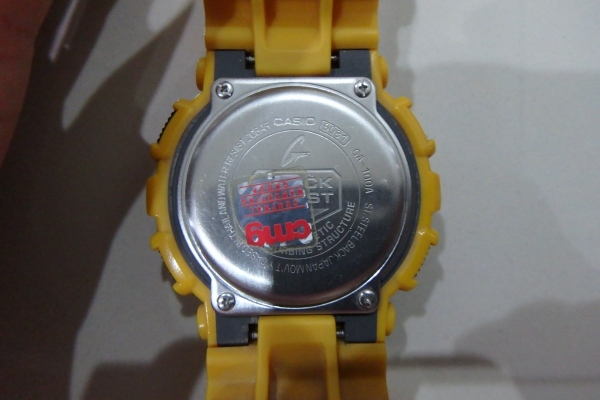 นาฬิกา CASIO G-shock รุ่น GA-100A-9ADR ของแท้ มือสอง สภาพใหม่ ส่งฟรี
