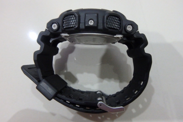นาฬิกา CASIO G-shock รุ่น GA-100C Limited ของแท้ มือสอง สภาพดี ส่งฟรี