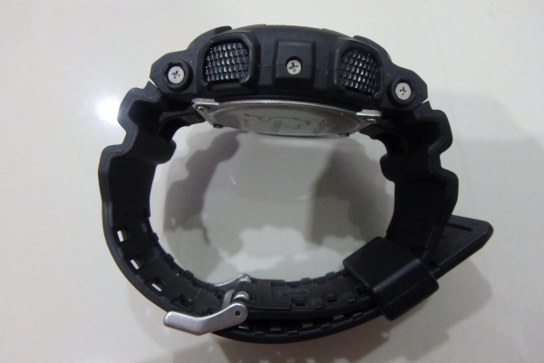 นาฬิกา CASIO G-shock รุ่น GA-100C Limited ของแท้ มือสอง สภาพดี ส่งฟรี