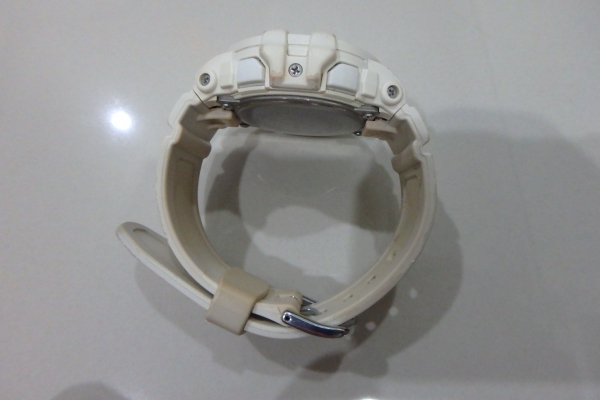 นาฬิกา CASIO Baby-G รุ่น BGD-141-7DR สีขาว ของแท้ สภาพดี ส่งฟรี นาฬิกา CASIO Baby-G รุ่น BGD-141-7DR สีขาว ของแท้ สภาพดี ส่งฟรี