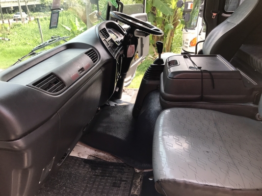 ขายหกล้อตู้แห้ง ISUZU FTR33P2E เครื่อง 200 แรง ปี 2007 ตู้ยาว7.20เมตร รถสวย พร้อมใช้
