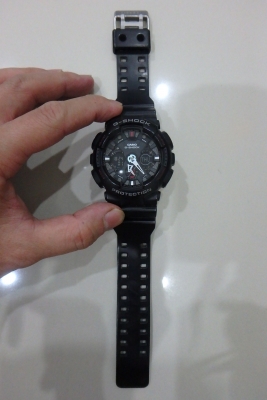 นาฬิกา CASIO G-shock รุ่น GA-120-1ADR สีดำ ของแท้ มือสอง สภาพใหม่ ส่งฟรี