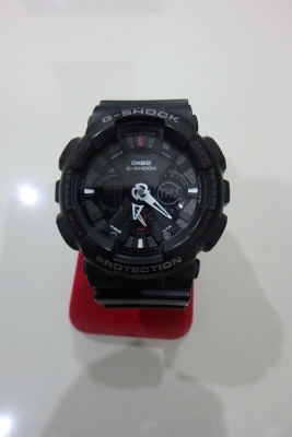 นาฬิกา CASIO G-shock รุ่น GA-120-1ADR สีดำ ของแท้ มือสอง สภาพใหม่ ส่งฟรี