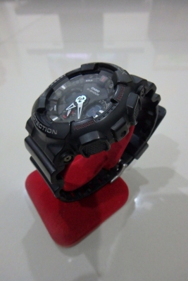 นาฬิกา CASIO G-shock รุ่น GA-120-1ADR สีดำ ของแท้ มือสอง สภาพใหม่ ส่งฟรี