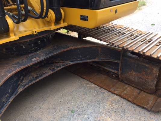 ขายรถแบ็คโฮ CAT 320D GC รุ่นประหยัดน้ำมัน ใช้งานเพียง4 พันชั่วโมง สภาพนางฟ้า