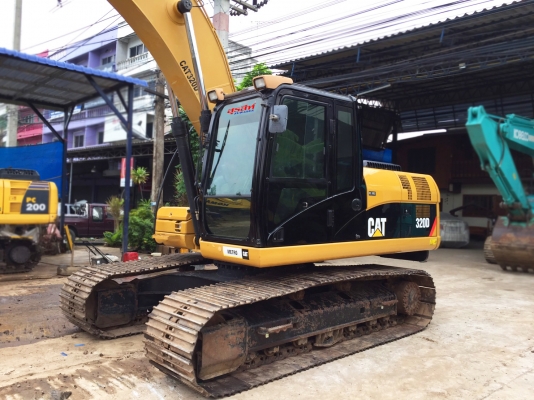 ขายรถแบ็คโฮ CAT 320D (Japan) บูมยาว 8 พันชั่วโมง สภาพดีพร้อมใช้งาน