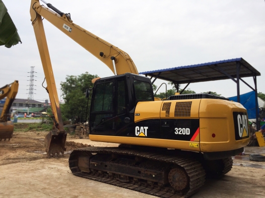 ขายรถแบ็คโฮ CAT 320D (Japan) บูมยาว 8 พันชั่วโมง สภาพดีพร้อมใช้งาน