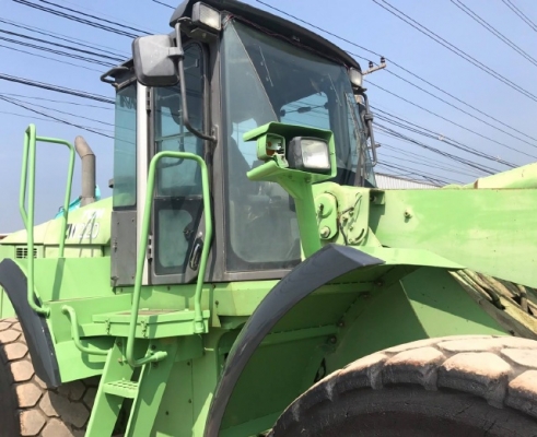 ขายรถตักล้อยาง HITACHI ZW220 (เทียบเท่า WA380-6) รถนอกนำเข้าเองจากญี่ปุ่น สภาพสวยพร้อมใช้งาน มีVDOการทำงานครับ ขายรถตักล้อยาง HITACHI ZW220 (เทียบเท่า WA380-6) รถนอกนำเข้าเองจากญี่ปุ่น สภาพสวยพร้อมใช้งาน มีVDOการทำงานครับ