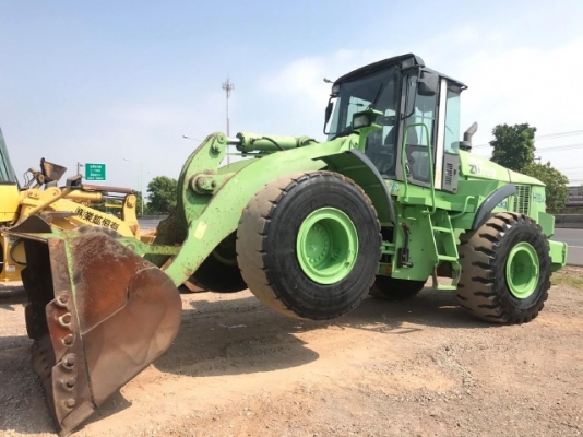 ขายรถตักล้อยาง HITACHI ZW220 (เทียบเท่า WA380-6) รถนอกนำเข้าเองจากญี่ปุ่น สภาพสวยพร้อมใช้งาน มีVDOการทำงานครับ ขายรถตักล้อยาง HITACHI ZW220 (เทียบเท่า WA380-6) รถนอกนำเข้าเองจากญี่ปุ่น สภาพสวยพร้อมใช้งาน มีVDOการทำงานครับ